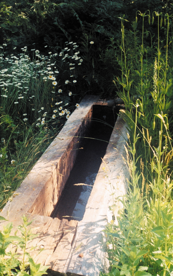 008-restmore-trough