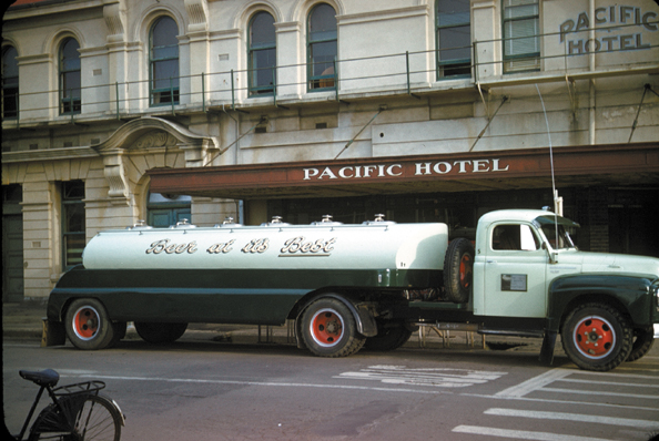 055-NZbeertruck